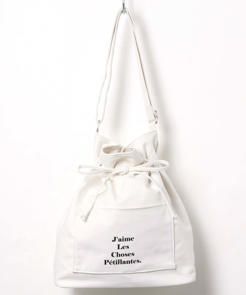 one after another NICE CLAUP（ワンアフターアナザーナイスクラップ）の「ロゴ入り巾着バッグ（ショルダーバッグ・レディース・オフホワイト/ブラック/アイボリー/パープル・FREE）」の2枚目の写真