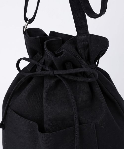 one after another NICE CLAUP（ワンアフターアナザーナイスクラップ）の「ロゴ入り巾着バッグ（ショルダーバッグ・レディース・オフホワイト/ブラック/アイボリー/パープル・FREE）」の9枚目の写真