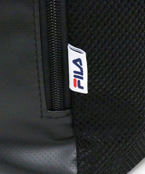 FILA(フィラ)の「FILA/フィラ 撥水ボックスバックパック リュック(バックパック/リュック・メンズ・ブラック/ネイビー/レッド/ブラック×グリーン・FREE)」の10枚目の写真