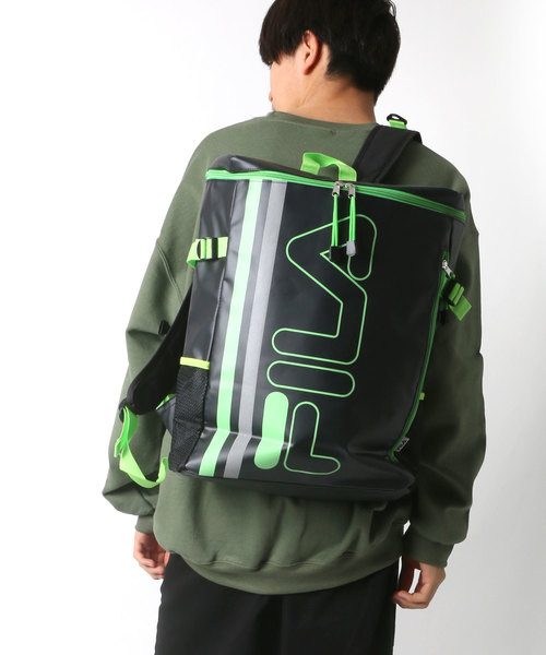 FILA(フィラ)の「FILA/フィラ 撥水ボックスバックパック リュック(バックパック/リュック・メンズ・ブラック/ネイビー/レッド/ブラック×グリーン・FREE)」の20枚目の写真