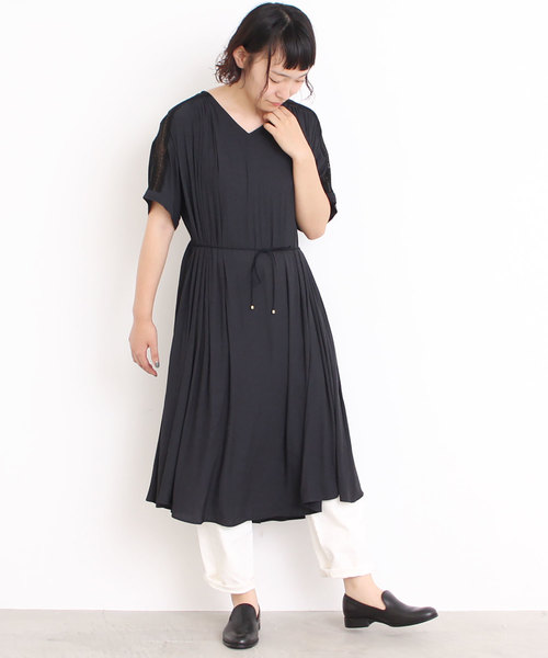 Lene レネ の ラメレース 肩レースワンピース ワンピース Wear