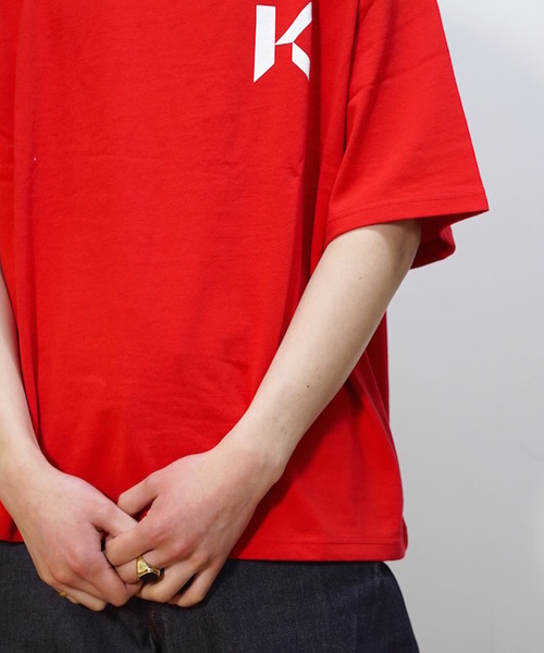 KAIKO(カイコー)の「KAIKO OBLONG T-SHIRT MARK(Tシャツ/カットソー・メンズ・ホワイト/チャコールグレー/ライトグレー/ライトパープル/レッド・S/M/L)」の10枚目の写真