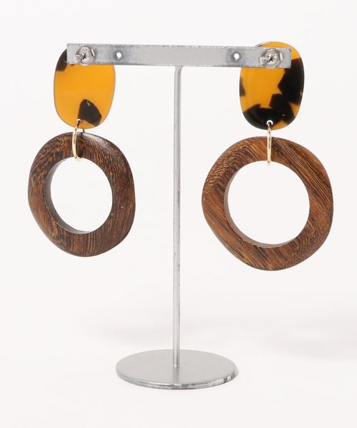 LOWRYS FARM（ローリーズファーム）の「ウッドリングピアス　838601（ピアス（両耳用）・レディース・ブラウン/アイボリー/ブラウン系その他/ホワイト・FREE）」の5枚目の写真