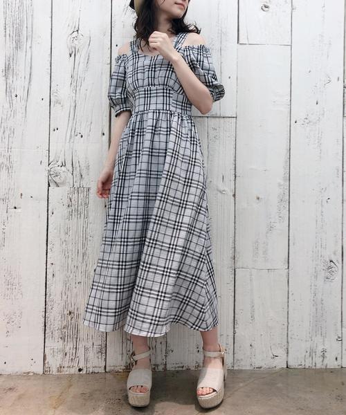 50 Off の Web限定 肩あきレディワンピース 人気沸騰抜群の