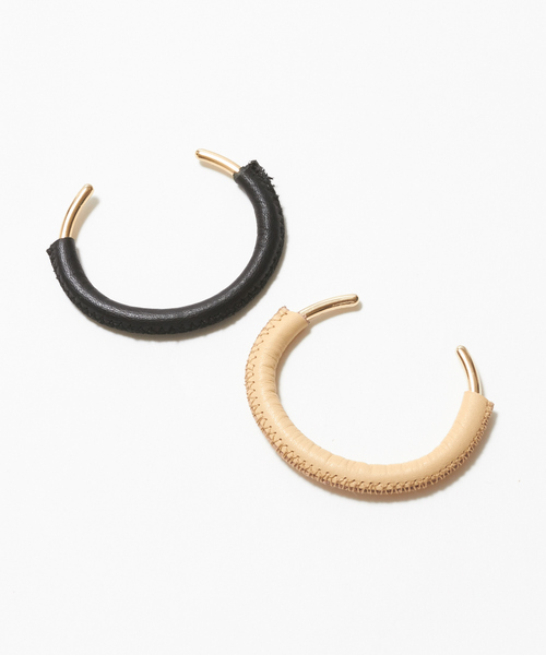 qualite（カリテ）の「レザーバングル（バングル/リストバンド・レディース・ベージュ/ブラック・フリー）」の9枚目の写真