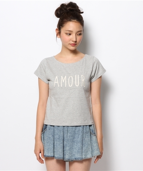 Chico（チコ）の「AMOUR刺繍T（Tシャツ/カットソー・レディース・ホワイト/グレー/ネイビー・FREE）」の4枚目の写真