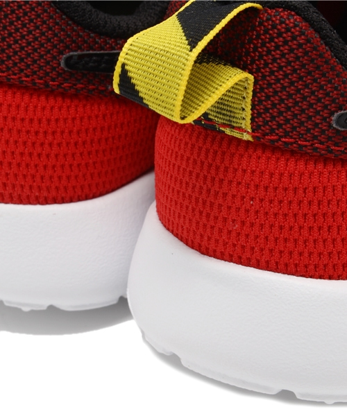 NIKE（ナイキ）の「ベビー キッズ ナイキ ローシラン トドラー NIKE ROSHERUN PS TD 645778-601（スニーカー・キッズ・レッド・13cm/15cm/14cm/16cm）」の6枚目の写真