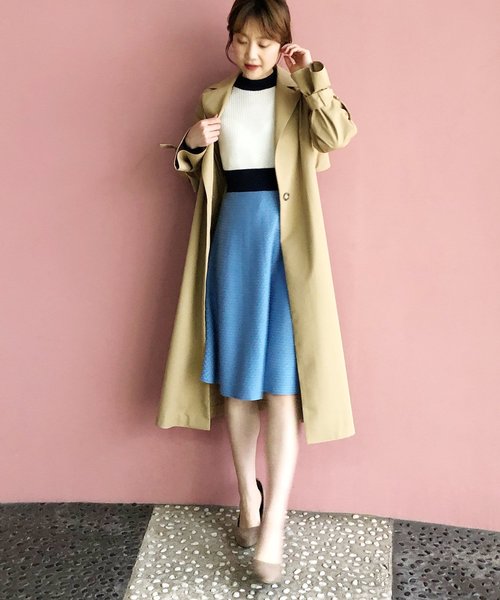 PICCIN(ピッチン)の「バックチュールドレスコート(トレンチコート・レディース・ブラック/ベージュ/キャメル・M)」の21枚目の写真