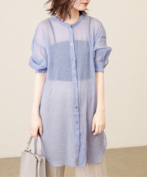 natural couture（ナチュラルクチュール）の「バンドカラーキラッとシアーシャツ（シャツ/ブラウス・レディース・ホワイト/ブルー/モカ/レンガ・FREE）」の3枚目の写真