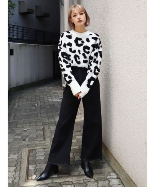 EMODA（エモダ）の「レオパターンニットトップ（ニット/セーター・レディース・ホワイト/ブラック/ベージュ・FREE）」の9枚目の写真