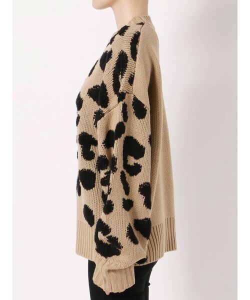 EMODA（エモダ）の「レオパターンニットトップ（ニット/セーター・レディース・ホワイト/ブラック/ベージュ・FREE）」の12枚目の写真