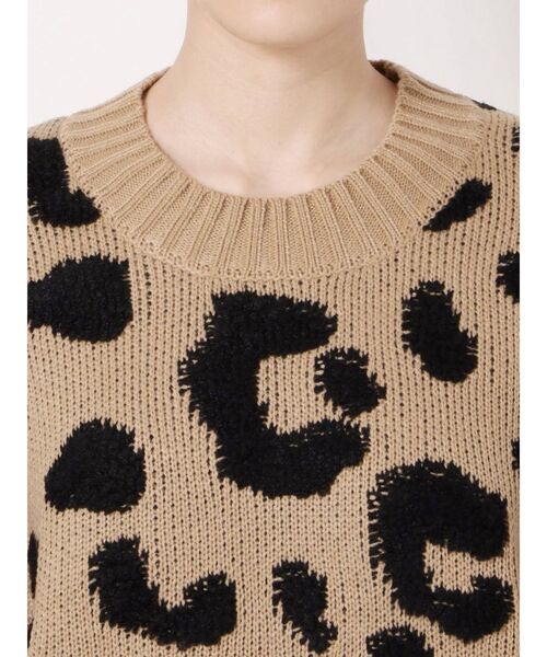 EMODA（エモダ）の「レオパターンニットトップ（ニット/セーター・レディース・ホワイト/ブラック/ベージュ・FREE）」の14枚目の写真