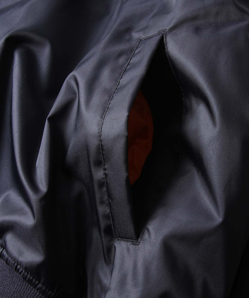 ZIP FIVE(ジップファイブ)の「【ZIP FIVE】 オーバーサイズ MA-1 ミリタリー フライト ブルゾン ジャケット(MA-1・メンズ・ブラック/オリーブ/ブルー/チャコール/カーキ・MEDIUM/LARGE/X-LARGE)」の9枚目の写真