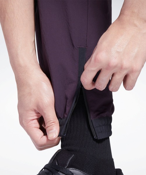 Reebok（リーボック）の「eightyone ウーブン トラック パンツ （スウェットパンツ・メンズ・ダークパープル/グレー/ブラック・X-LARGE/XX-LARGE/MEDIUM/LARGE/XXX-LARGE/SMALL）」の16枚目の写真