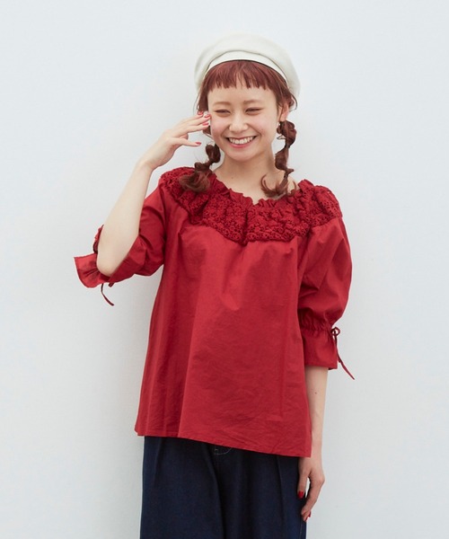MERLOT(メルロー)の「キャンディースリーブブラウス(シャツ/ブラウス・レディース・ホワイト/ネイビー/レッド・FREE)」の19枚目の写真
