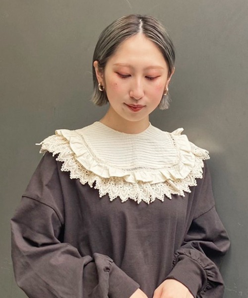 CIAOPANIC（チャオパニック）の「レースつけ襟　ビックカラー（付け襟・レディース・オフホワイト/ブラック/ベージュ・FREE）」の3枚目の写真