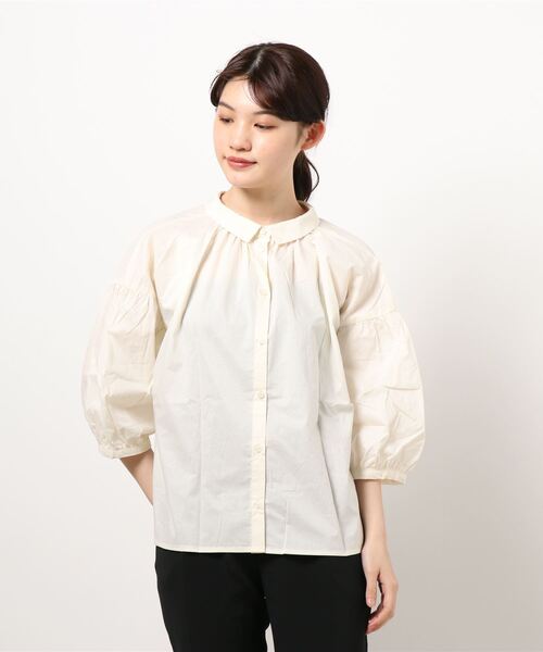 Samansa Mos2(サマンサ モスモス)の「衿付前後着ブラウス(シャツ/ブラウス・レディース・ブルー/ベージュ/オフホワイト/レッド/ブラック・フリ-)」の2枚目の写真