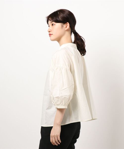 Samansa Mos2(サマンサ モスモス)の「衿付前後着ブラウス(シャツ/ブラウス・レディース・ブルー/ベージュ/オフホワイト/レッド/ブラック・フリ-)」の7枚目の写真