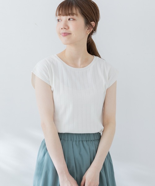 URBAN RESEARCH Sonny Label(アーバンリサーチサニーレーベル)の「汗ジミ防止UVフレンチTシャツ(Tシャツ/カットソー・レディース・オフホワイト/ブルー/ベージュ系その他/チャコールグレー・FREE)」の18枚目の写真