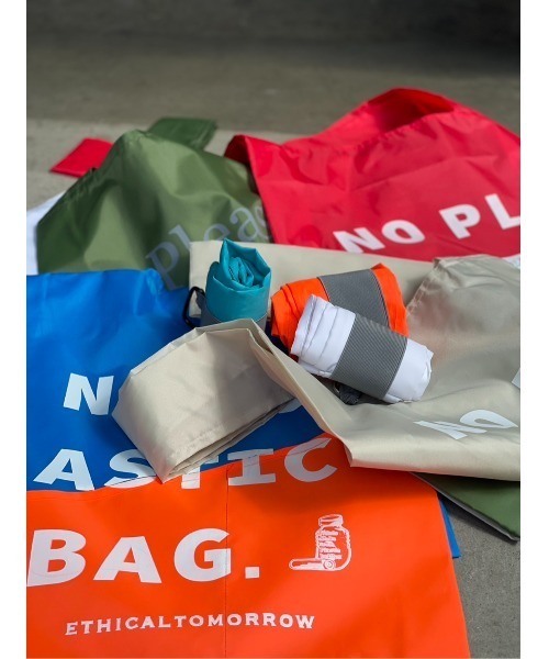 CASA FLINE(カーサフライン)の「【ETHICALTOMORROW】再生PETのBAGでHave My Seatと囁くBAG(エコバッグ/サブバッグ・レディース・ホワイト/ライトグレー/ライトブルー/カーキ/オレンジ/ブルー・FREE)」の13枚目の写真