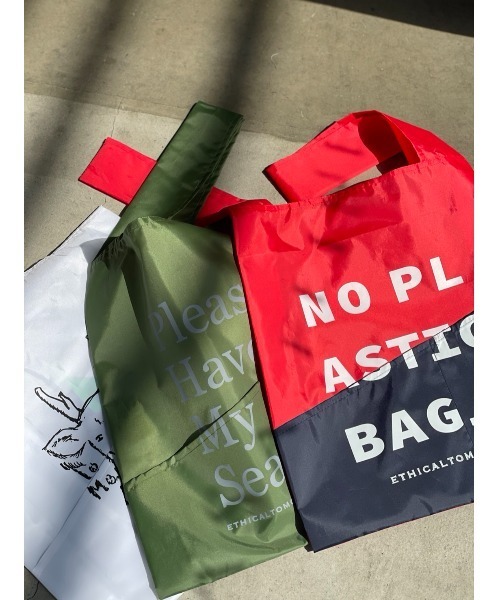 CASA FLINE(カーサフライン)の「【ETHICALTOMORROW】再生PETのBAGでHave My Seatと囁くBAG(エコバッグ/サブバッグ・レディース・ホワイト/ライトグレー/ライトブルー/カーキ/オレンジ/ブルー・FREE)」の12枚目の写真