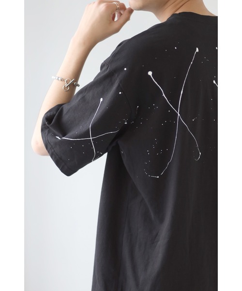 CREARE -LINO-（クレアーレリノ）の「オーバーサイズ　ペイントプリント半袖Tシャツ<ユニセックス>（Tシャツ/カットソー・メンズ・ホワイト/ブラック・FREE）」の17枚目の写真