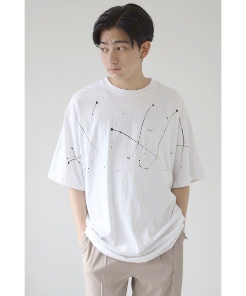 CREARE -LINO-（クレアーレリノ）の「オーバーサイズ　ペイントプリント半袖Tシャツ<ユニセックス>（Tシャツ/カットソー・メンズ・ホワイト/ブラック・FREE）」の5枚目の写真