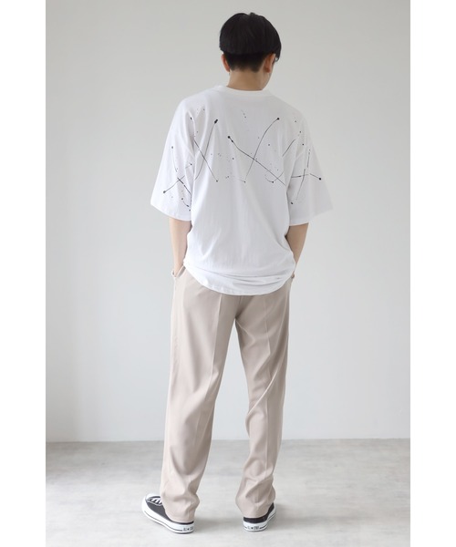 CREARE -LINO-（クレアーレリノ）の「オーバーサイズ　ペイントプリント半袖Tシャツ<ユニセックス>（Tシャツ/カットソー・メンズ・ホワイト/ブラック・FREE）」の6枚目の写真