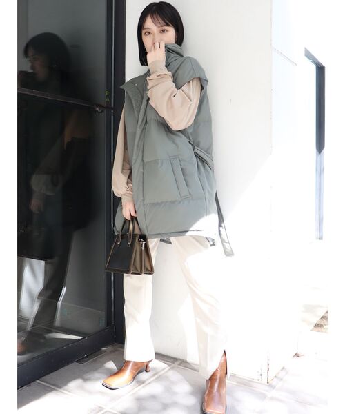 MURUA（ムルーア）の「センタープレスストレートパンツ（その他パンツ・レディース・アイボリー/ブラック/パープル/ブラウン・1/2）」の12枚目の写真