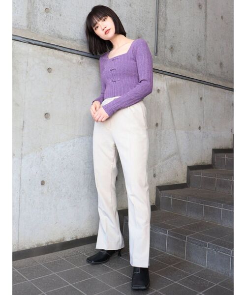 MURUA（ムルーア）の「センタープレスストレートパンツ（その他パンツ・レディース・アイボリー/ブラック/パープル/ブラウン・1/2）」の16枚目の写真