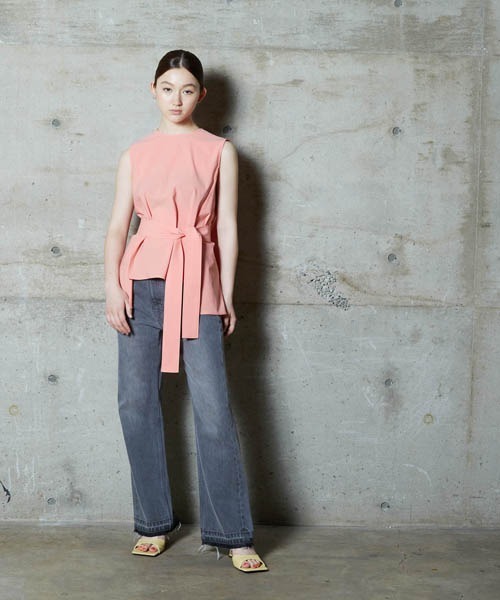 lautreamont BLEUBLANC（ロートレアモンブルーブラン）の「<lautreamont BLEUBLANC>ベルト付きストレッチカットソー（Tシャツ/カットソー・レディース・チャコールグレー/ネイビー/オレンジ・9号）」の18枚目の写真