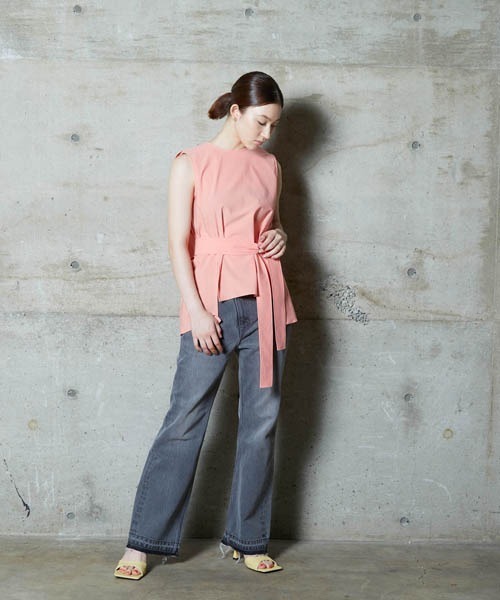lautreamont BLEUBLANC（ロートレアモンブルーブラン）の「<lautreamont BLEUBLANC>ベルト付きストレッチカットソー（Tシャツ/カットソー・レディース・チャコールグレー/ネイビー/オレンジ・9号）」の20枚目の写真