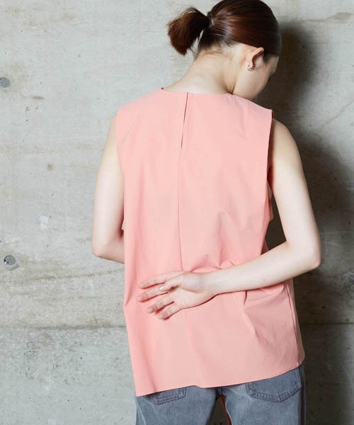 lautreamont BLEUBLANC（ロートレアモンブルーブラン）の「<lautreamont BLEUBLANC>ベルト付きストレッチカットソー（Tシャツ/カットソー・レディース・チャコールグレー/ネイビー/オレンジ・9号）」の16枚目の写真