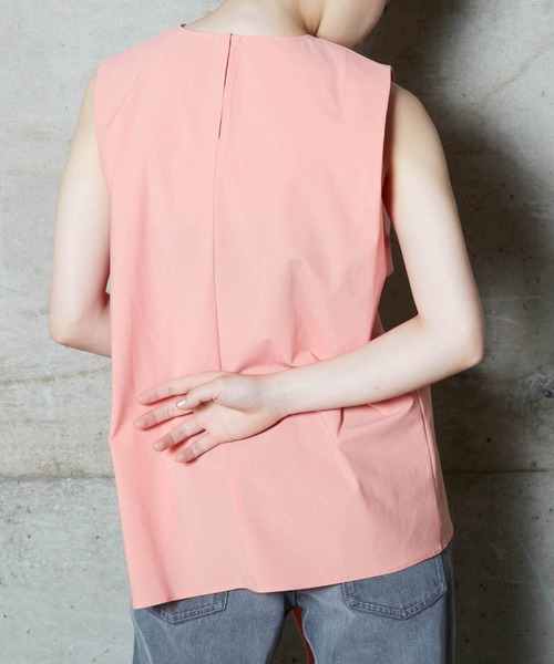 lautreamont BLEUBLANC（ロートレアモンブルーブラン）の「<lautreamont BLEUBLANC>ベルト付きストレッチカットソー（Tシャツ/カットソー・レディース・チャコールグレー/ネイビー/オレンジ・9号）」の4枚目の写真
