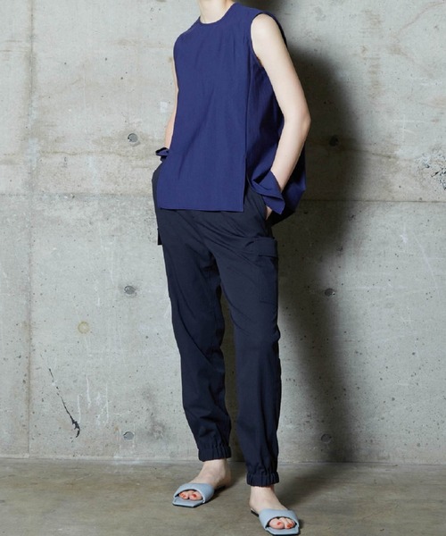 lautreamont BLEUBLANC（ロートレアモンブルーブラン）の「<lautreamont BLEUBLANC>ベルト付きストレッチカットソー（Tシャツ/カットソー・レディース・チャコールグレー/ネイビー/オレンジ・9号）」の12枚目の写真