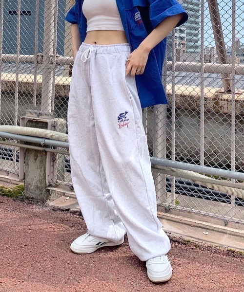 Sourcream(サワークリーム)の「【Sourcream/サワークリーム】FISHスウェットパンツ(スウェットパンツ・メンズ・アッシュグレー/ブラック/グリーン・FREE)」の3枚目の写真