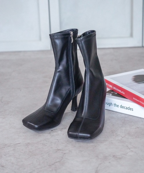 VIVIAN（ヴィヴィアン）の「ワイドスクエアトゥストレッチショートブーツ（ブーツ・レディース・ブラック/ダークブラウン/アイボリー・LL/S/M/L）」の3枚目の写真