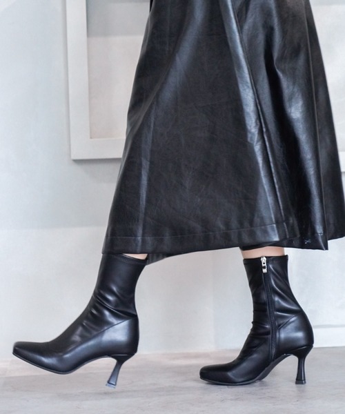 VIVIAN（ヴィヴィアン）の「ワイドスクエアトゥストレッチショートブーツ（ブーツ・レディース・ブラック/ダークブラウン/アイボリー・LL/S/M/L）」の8枚目の写真