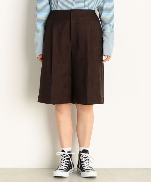 fredy emue(フレディエミュ)の「ハーフセンタープレスハーフパンツ(その他パンツ・レディース・チャコールグレー/ダークブラウン・38/36)」の15枚目の写真