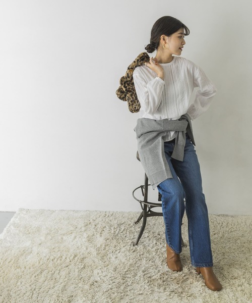 URBAN RESEARCH（アーバンリサーチ）の「前後2WAY長袖レースブラウス（シャツ/ブラウス・レディース・ブラウン/ブラック/オフホワイト・FREE）」の13枚目の写真