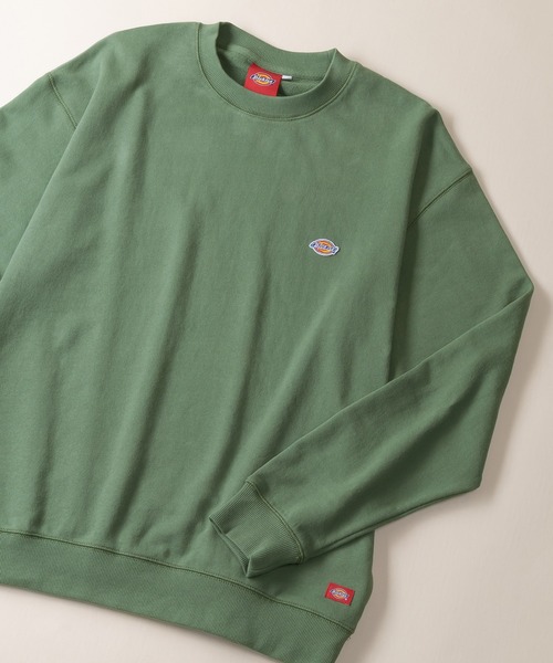 Dickies(ディッキーズ)の「【DICKIES/ディッキーズ】ミニワッペン付きスウェット/ワンポイント/ビッグシルエット(スウェット・メンズ・グレイッシュベージュ/サックスブルー/グリーン/ホワイト/ブラック/ベージュ・M/L/XL)」の5枚目の写真