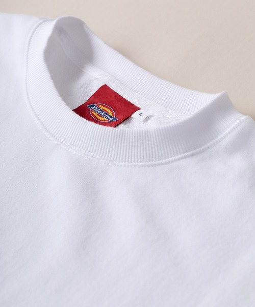 Dickies(ディッキーズ)の「【DICKIES/ディッキーズ】ミニワッペン付きスウェット/ワンポイント/ビッグシルエット(スウェット・メンズ・グレイッシュベージュ/サックスブルー/グリーン/ホワイト/ブラック/ベージュ・M/L/XL)」の7枚目の写真