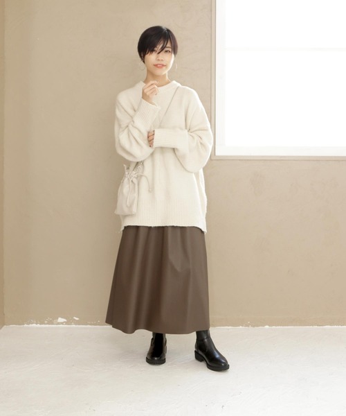 SOROTTO(ソロット)の「厚底ソールのストレッチアンクルブーツ(ブーツ・レディース・ブラック/アイボリー・LL/S/M/L)」の6枚目の写真
