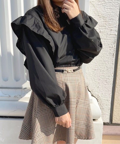 apres jour(アプレジュール)の「バンドカラーフリルシャツ【ZOZOTOWN限定アイテム】(シャツ/ブラウス・レディース・ブラック/カーキ/オフホワイト・X-LARGE/フリー)」の11枚目の写真