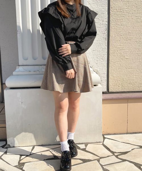 apres jour(アプレジュール)の「バンドカラーフリルシャツ【ZOZOTOWN限定アイテム】(シャツ/ブラウス・レディース・ブラック/カーキ/オフホワイト・X-LARGE/フリー)」の15枚目の写真