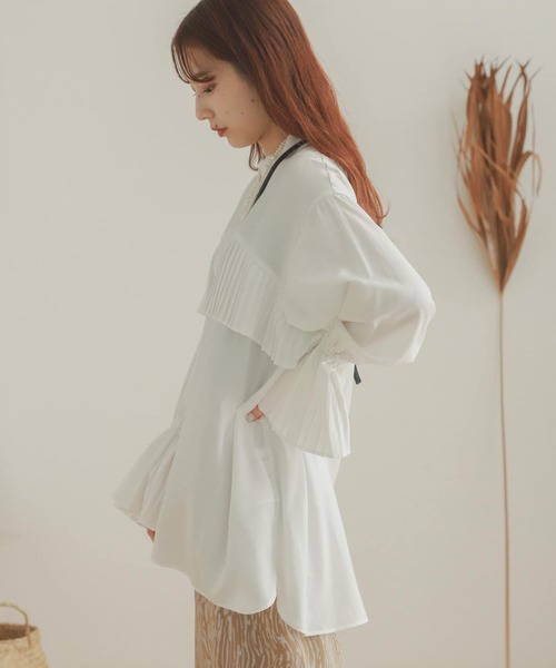 SENSE OF PLACE by URBAN RESEARCH（センスオブプレイスバイアーバンリサーチ）の「プリーツディテールブラウス（シャツ/ブラウス・レディース・ライトブルー/オフホワイト・ONE）」の4枚目の写真