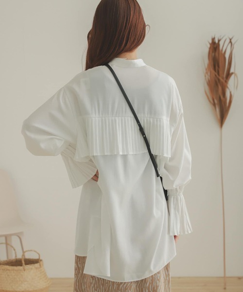 SENSE OF PLACE by URBAN RESEARCH（センスオブプレイスバイアーバンリサーチ）の「プリーツディテールブラウス（シャツ/ブラウス・レディース・ライトブルー/オフホワイト・ONE）」の5枚目の写真