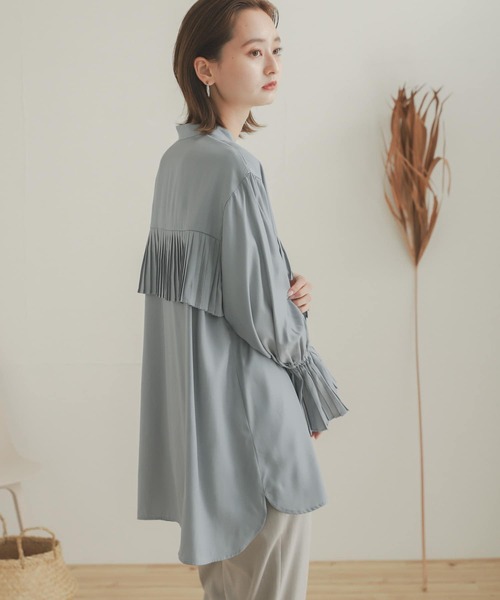 SENSE OF PLACE by URBAN RESEARCH（センスオブプレイスバイアーバンリサーチ）の「プリーツディテールブラウス（シャツ/ブラウス・レディース・ライトブルー/オフホワイト・ONE）」の16枚目の写真