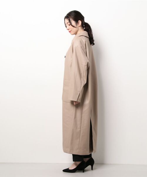 yuw（ユウ）の「ECO LEATHER COAT　229598（ピーコート・レディース・ブラック/ベージュ・FREE）」の18枚目の写真
