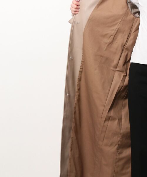 yuw（ユウ）の「ECO LEATHER COAT　229598（ピーコート・レディース・ブラック/ベージュ・FREE）」の5枚目の写真